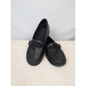 Clarks Black Leather Loafers Women's 7.5 M Buckle Slip On Coquette Office Luxe
